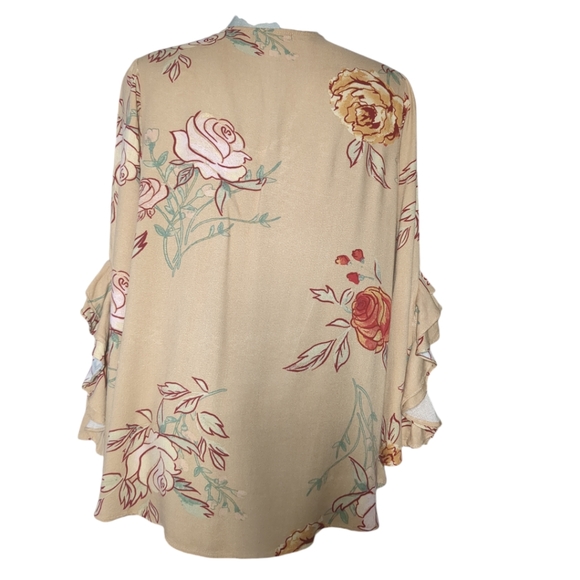 DG2 Beige and Red Floral 3/4 Long Sleeve SIZE M/Grande - Picture 4 of 16